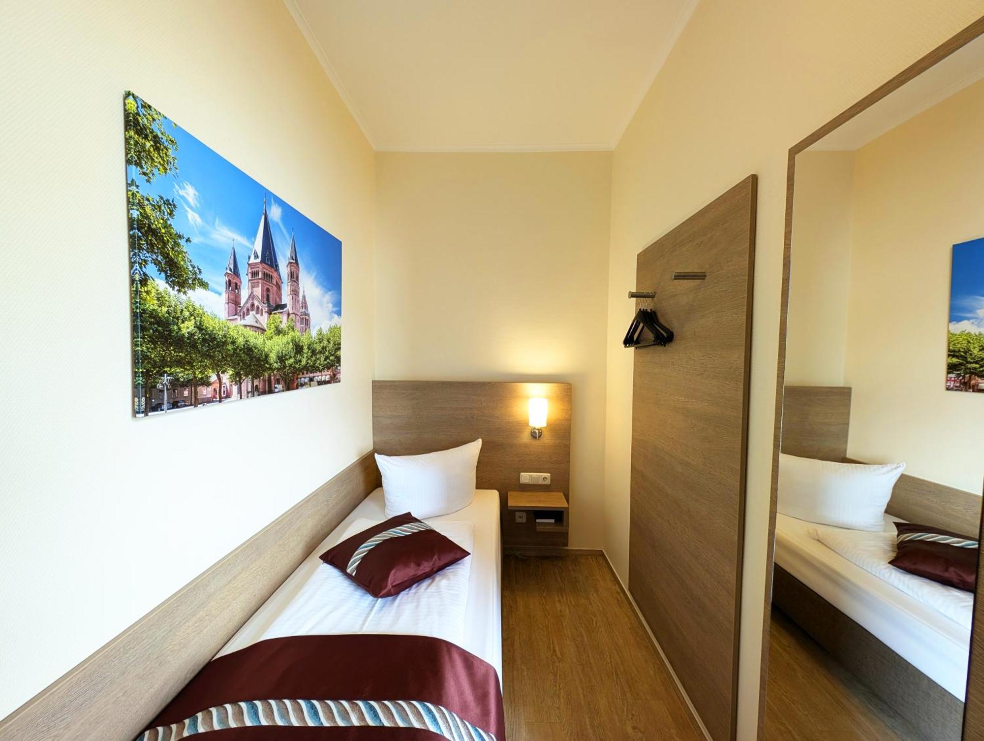 Mainzer Hof Otel Dış mekan fotoğraf